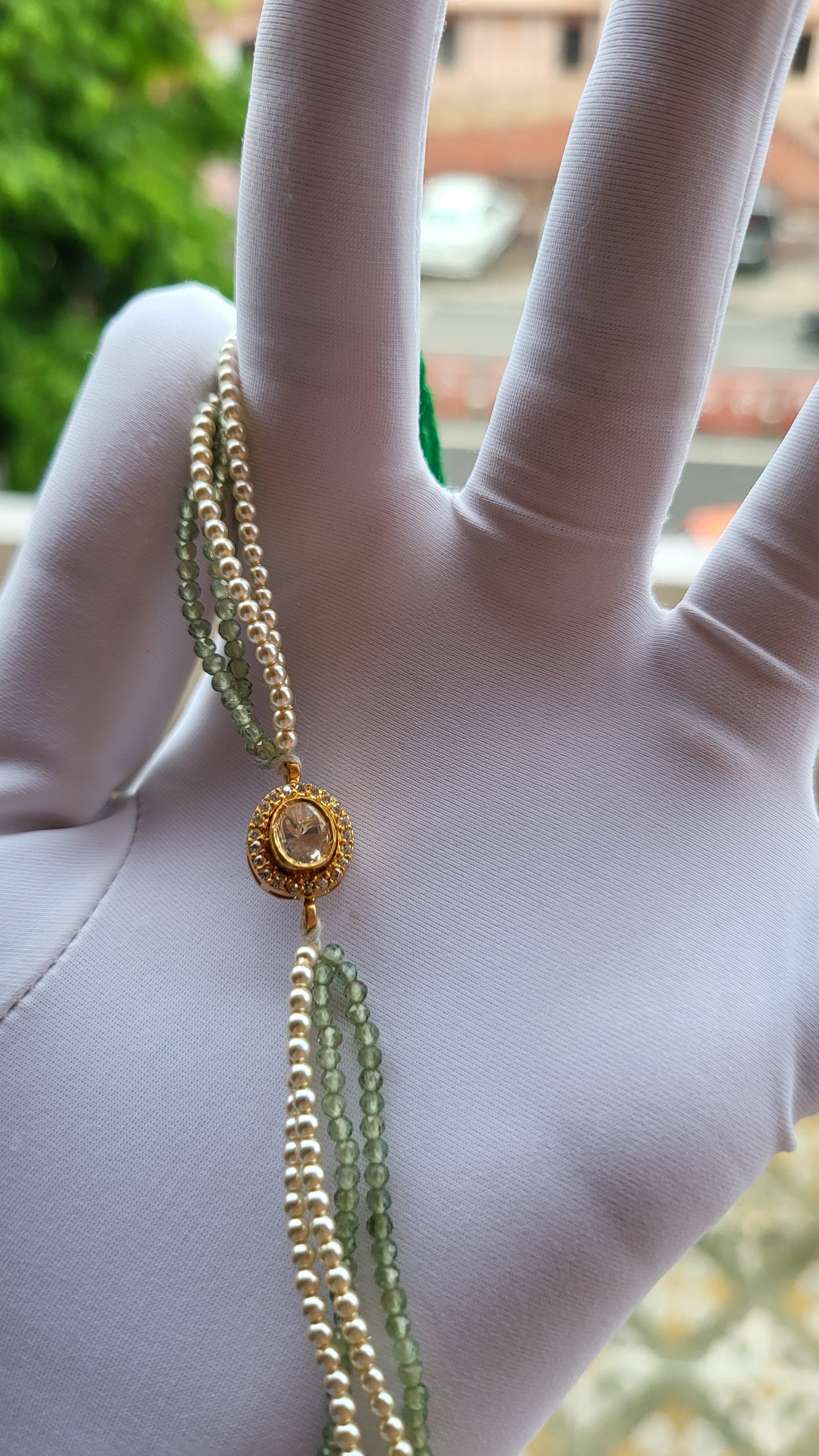 Round Polki Bracelet with Swarovski Pearls & Green Beads
