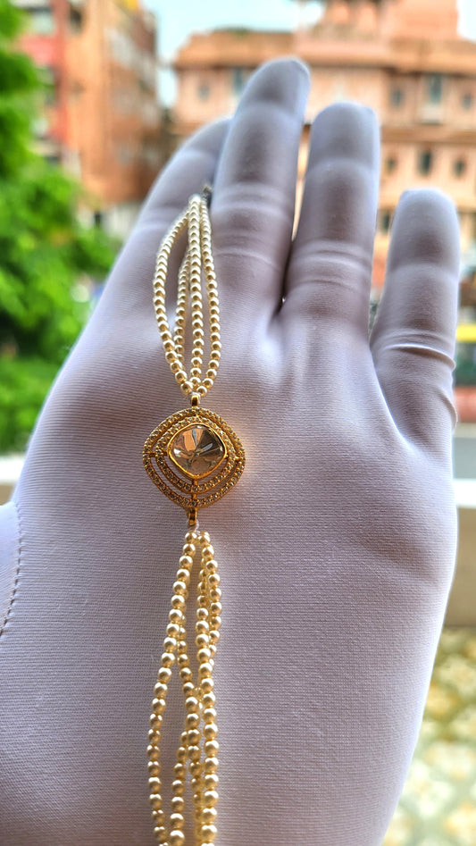 The Nargis Bracelet – Double Halo Polki Center with Pearl Strands