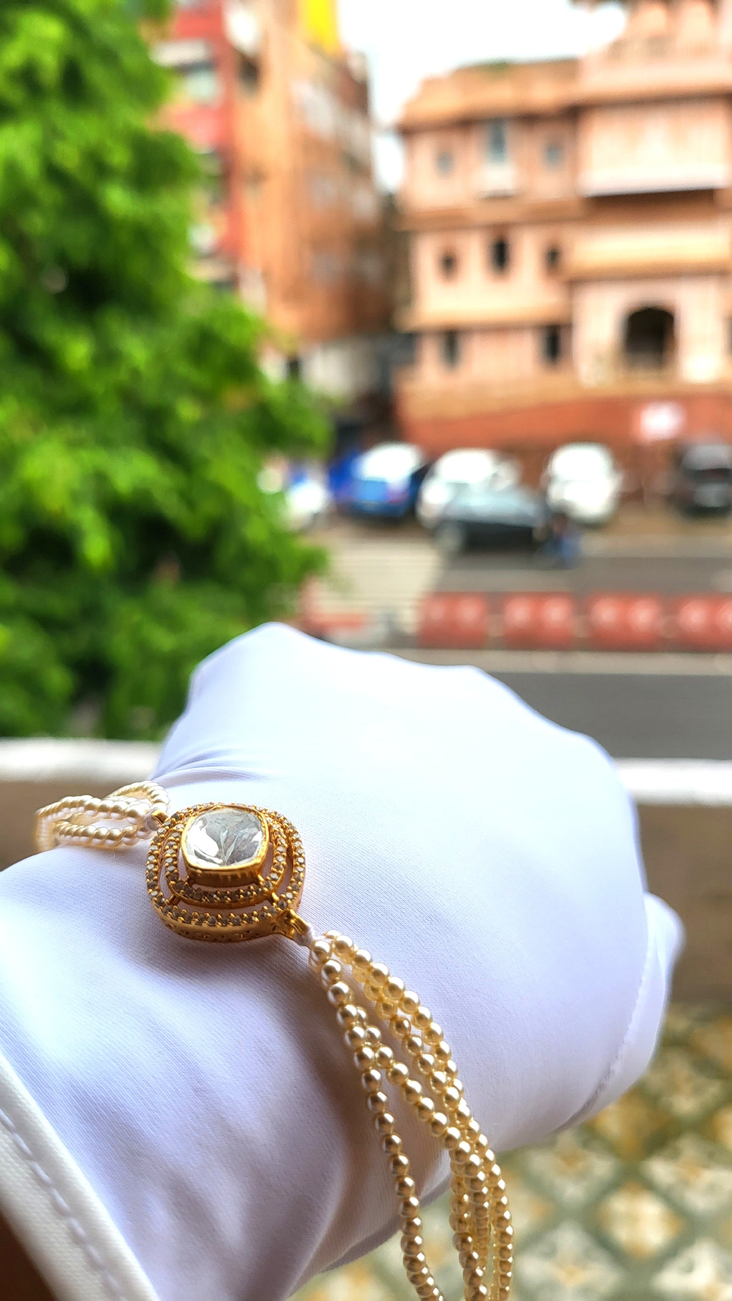 The Nargis Bracelet – Double Halo Polki Center with Pearl Strands