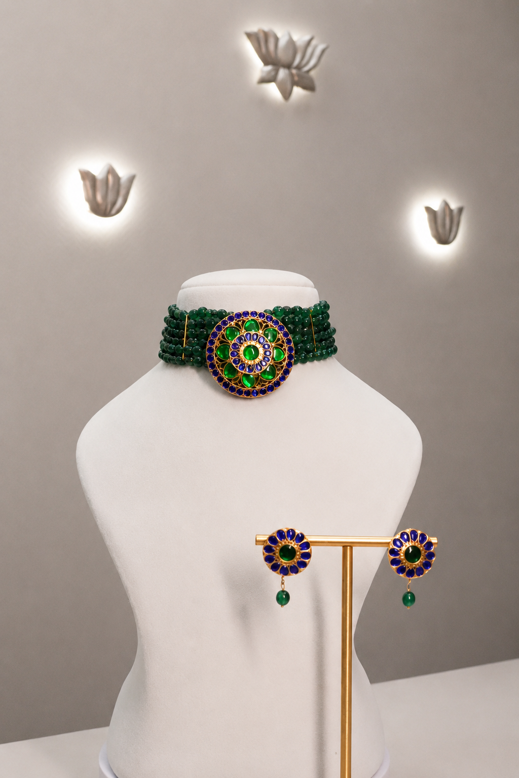 Mayurika Kundan Pendant Choker