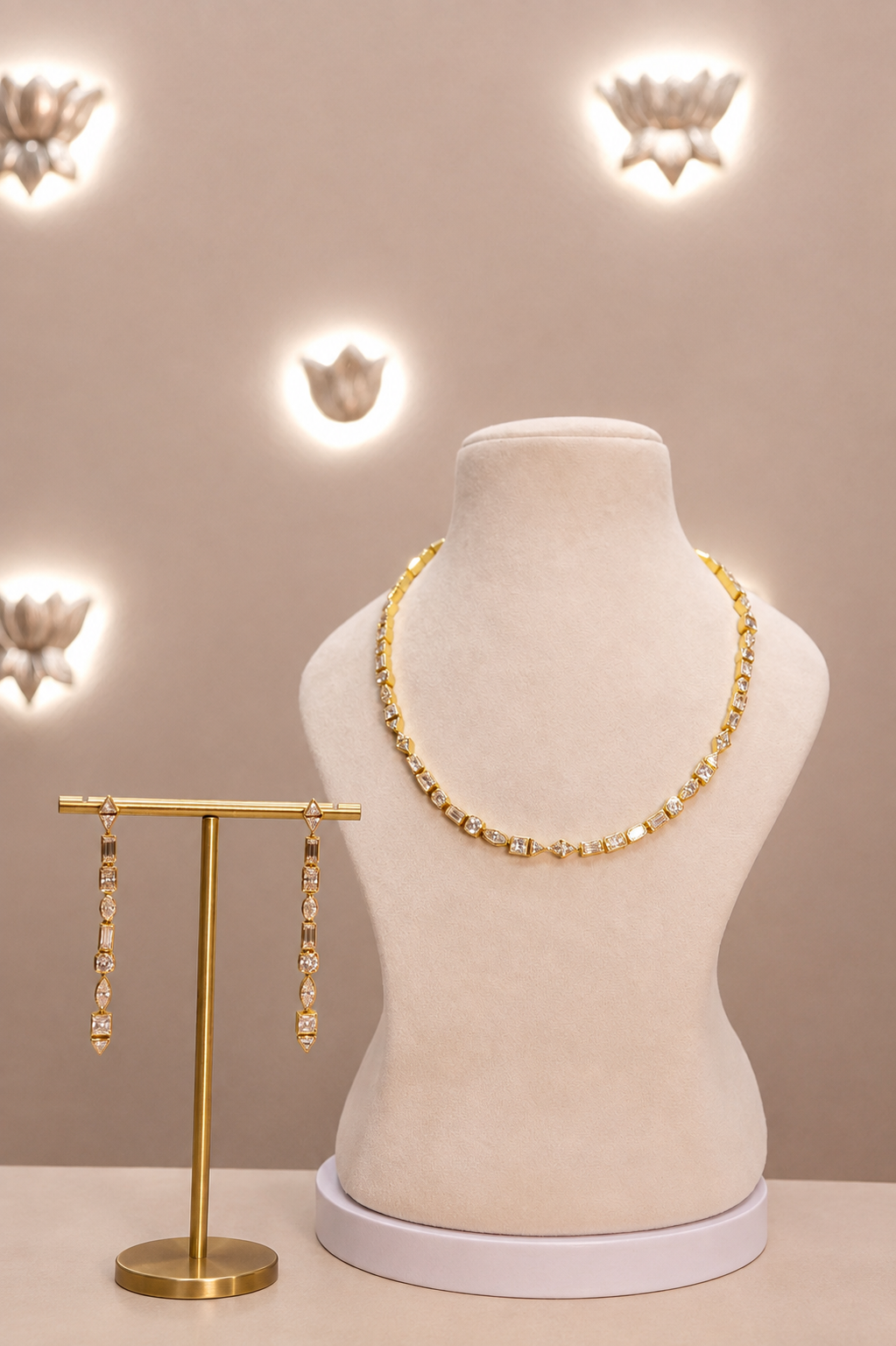 Lumi Necklace Set