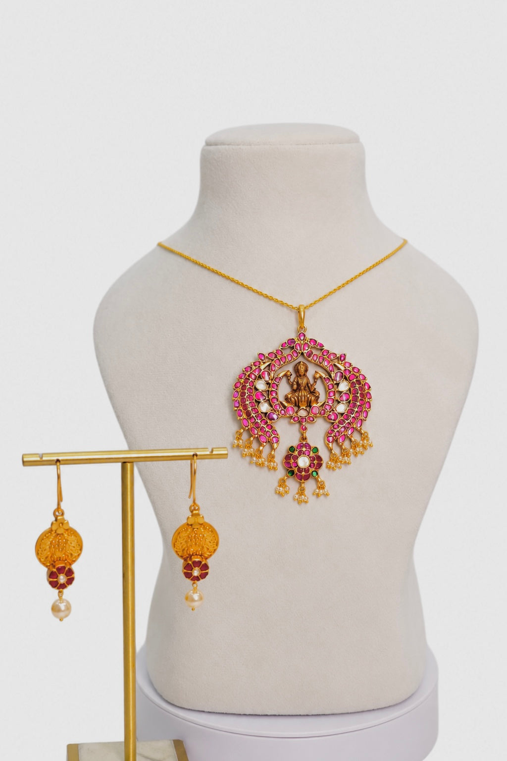 Laxmi Kundan Pendant