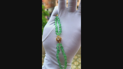 Teardrop Polki Bracelet with Natural Green Beads